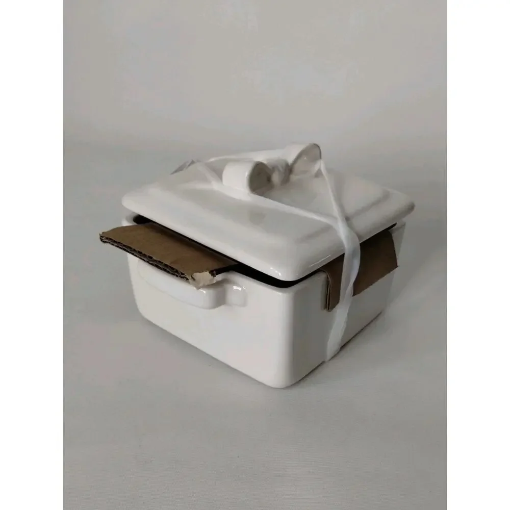 White Square Stoneware Baking Dish w/ Lid Bow Handle Oven Safe 350°F